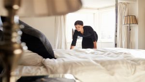 HOW TO CLEAN THE QUILT AND PILLOW